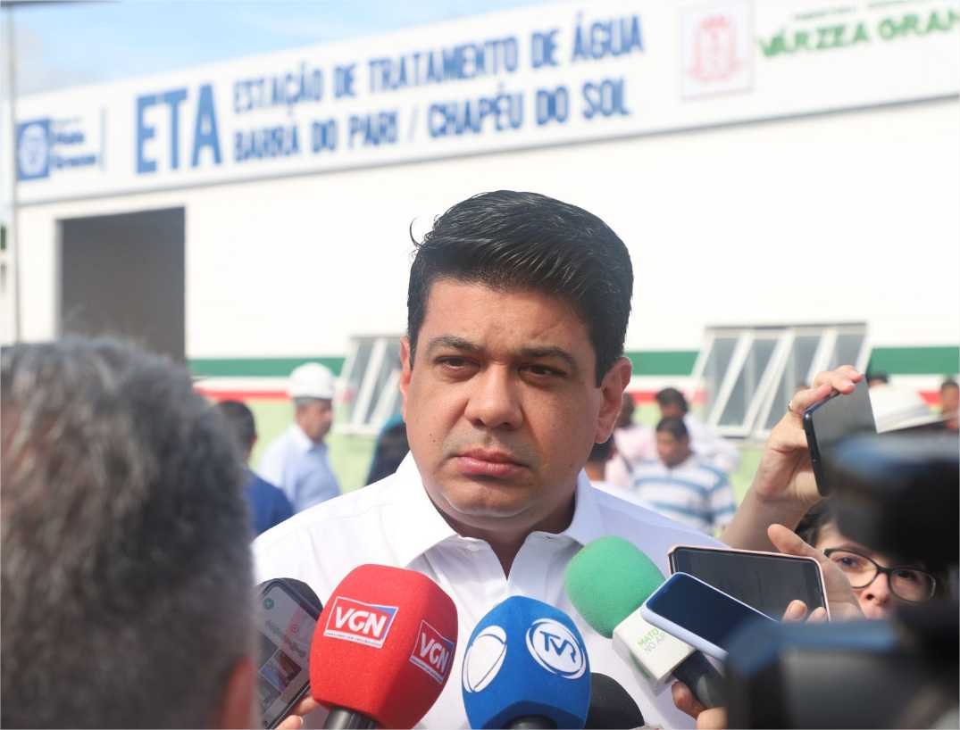 Kalil antecipa pagamento do salário de março do funcionalismo com reajuste