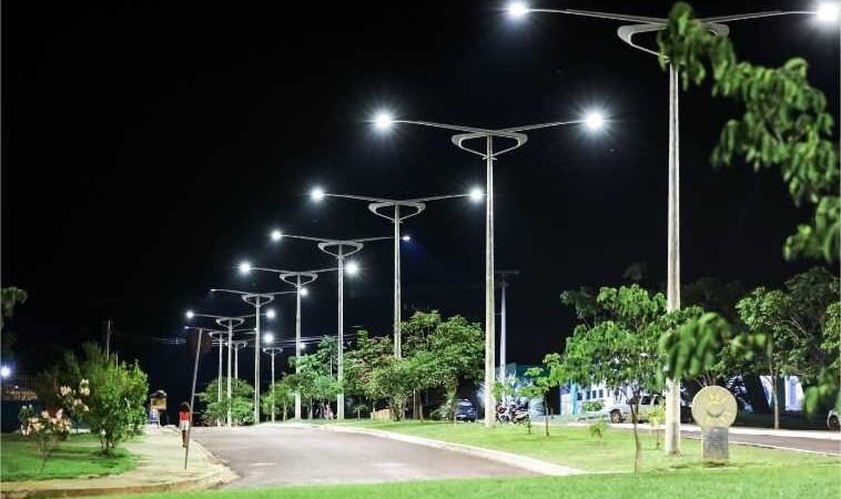 Municípios já instalaram 64% das luminárias do programa MT Iluminado