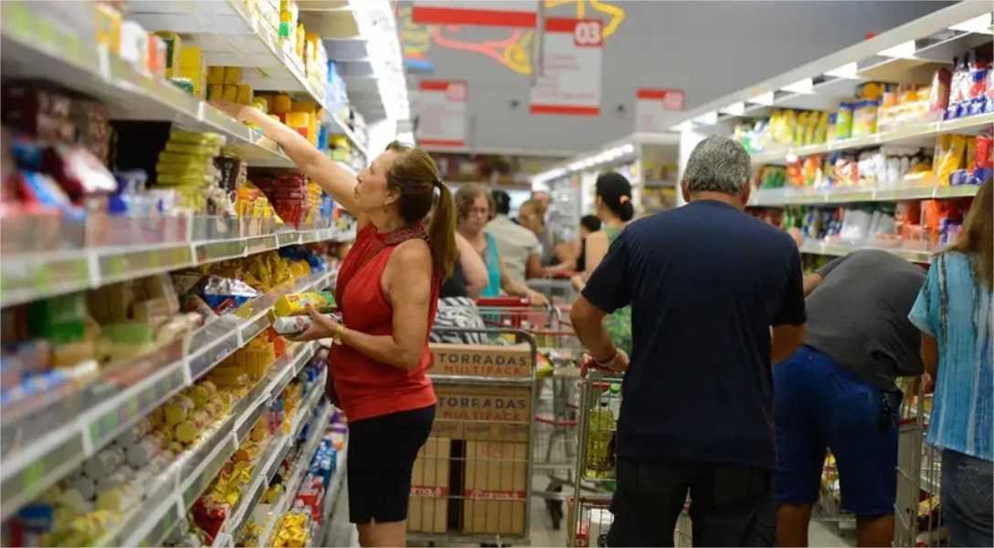 Consumo nos lares brasileiros sobe 1,2% em janeiro