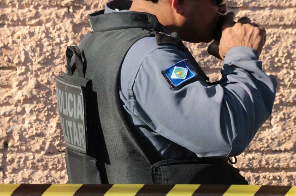 Menor de idade é cercado e morto a tiros em conveniência em MT