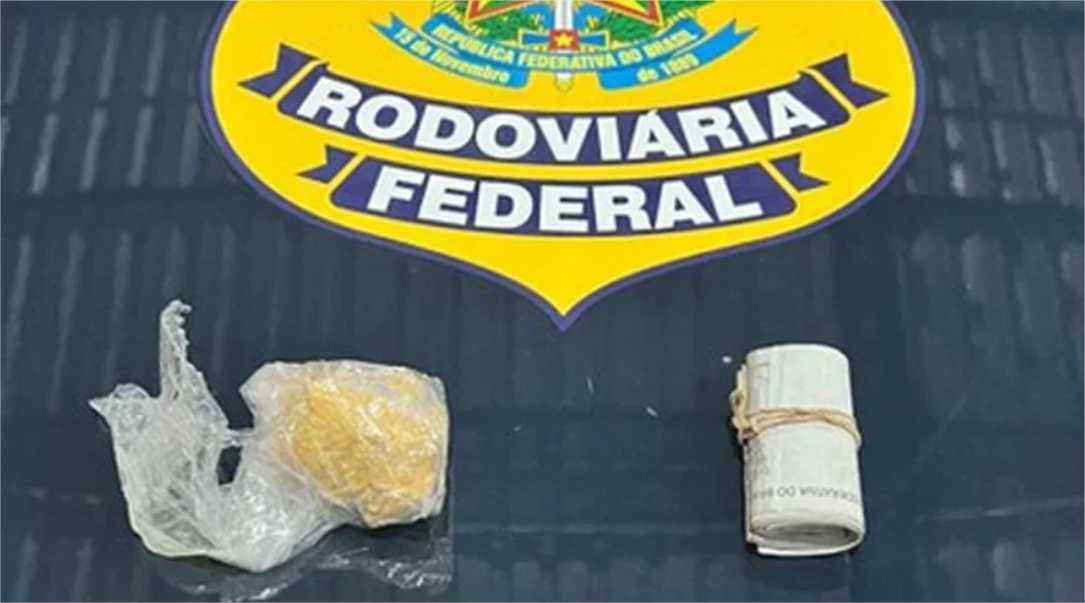 PRF apreende 220g de ouro e dinheiro em fiscalização