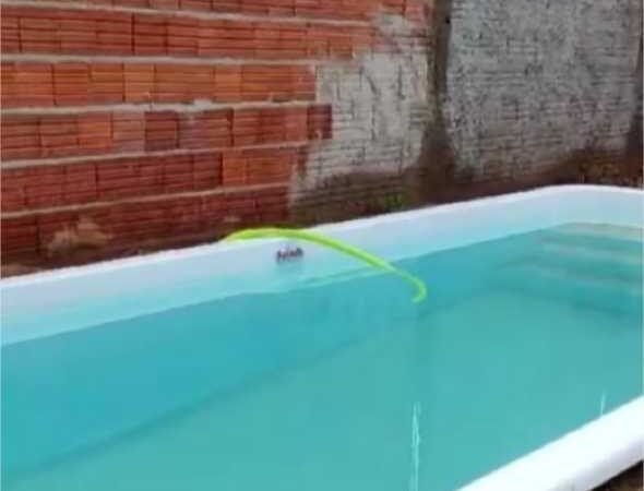 “Olha o nível dos casebres”, diz comandante da PMMT ao mostrar casa com piscina em assentamento