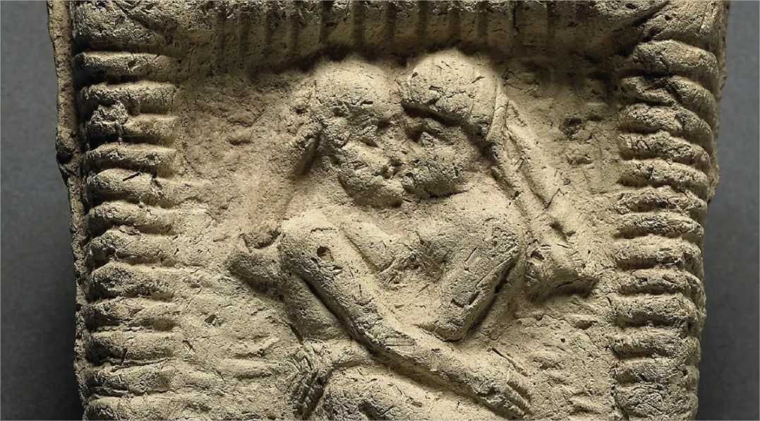 Beijo mais antigo da humanidade aconteceu na Mesopotâmia, 4.500 anos atrás, diz estudo