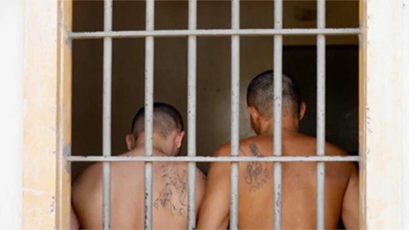 Deputados aprovam fim das ‘saidinhas’ de presos em feriados