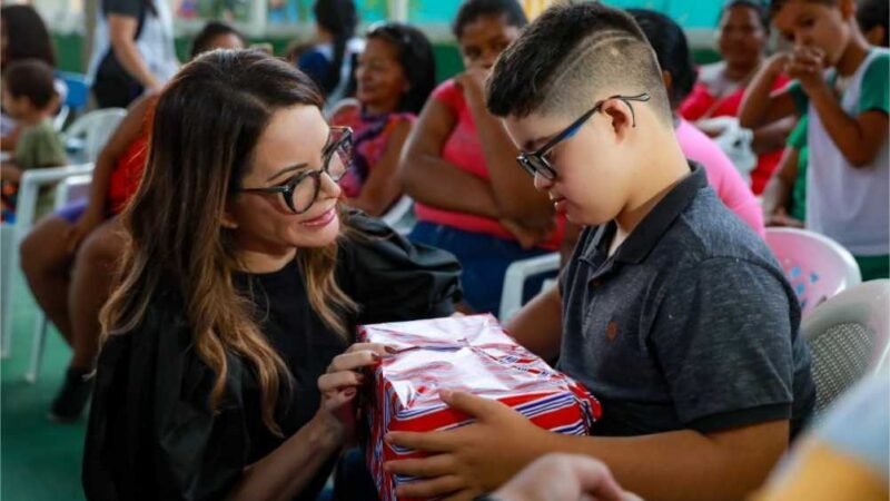 Primeira-dama de MT defende inclusão das pessoas com Síndrome de Down: “é possível construir uma sociedade melhor”