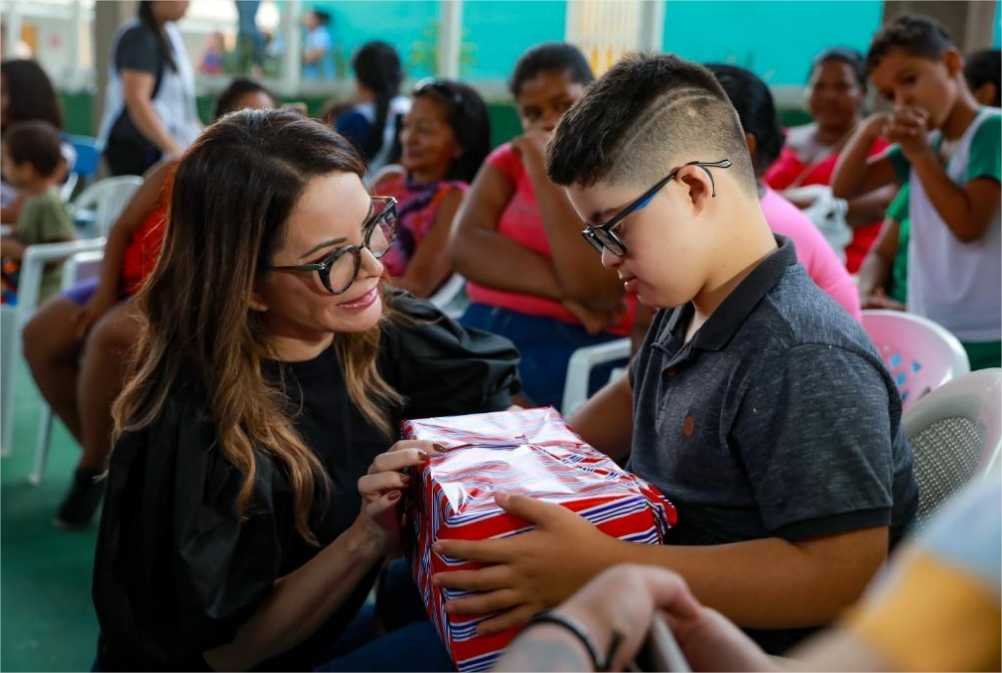 Primeira-dama de MT defende inclusão das pessoas com Síndrome de Down: “é possível construir uma sociedade melhor”