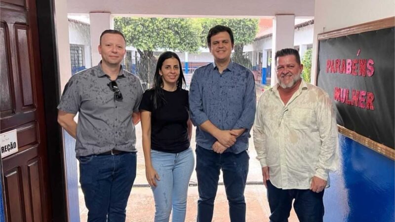 Thiago Silva visita Louis Braille e reforça compromisso com a inclusão social