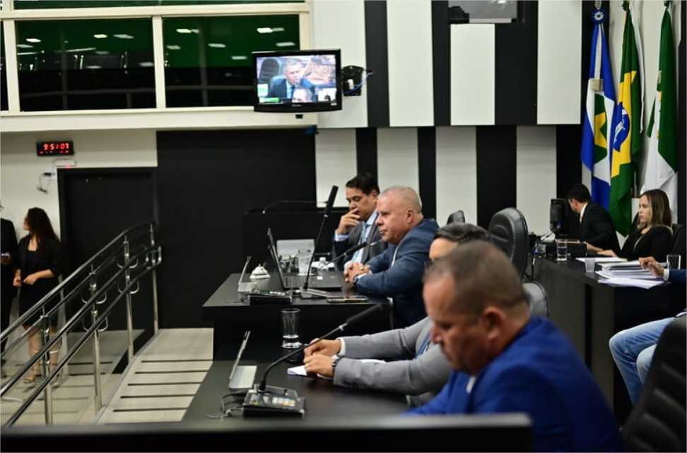 Ações de combate a dengue e reforma de aquário devem ser explicados na Câmara de Cuiabá