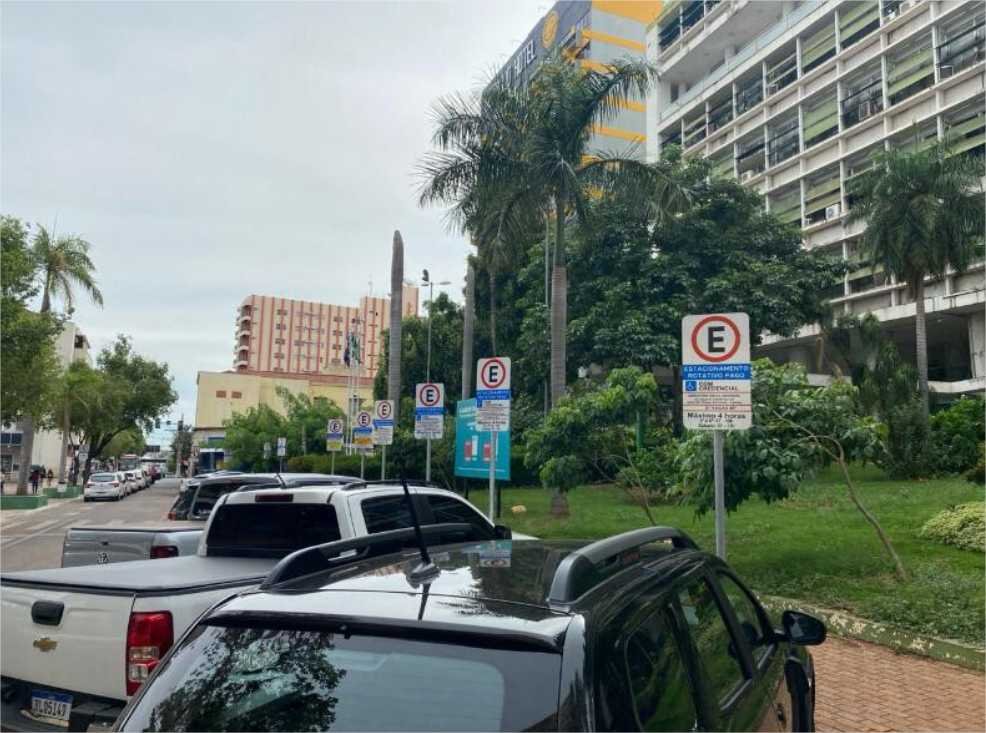 Comerciantes sentem queda nas vendas do Centro com cobrança de estacionamento