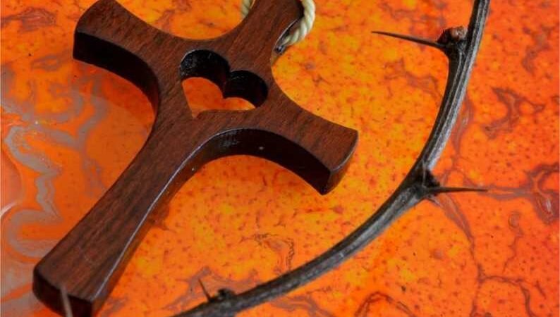 “Pode varrer a casa na Semana Santa”? Tradições só não devem afastar da mensagem central