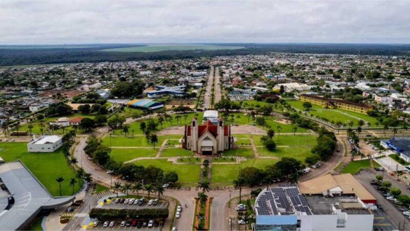 Governo de MT investe em infraestrutura, fortalece a educação e promove ações sociais em Lucas do Rio Verde