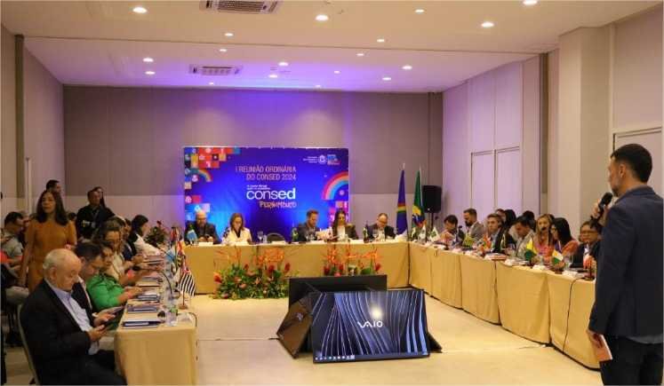 Em reunião de Conselho Nacional, secretário de Educação destaca avanços da rede de ensino de MT