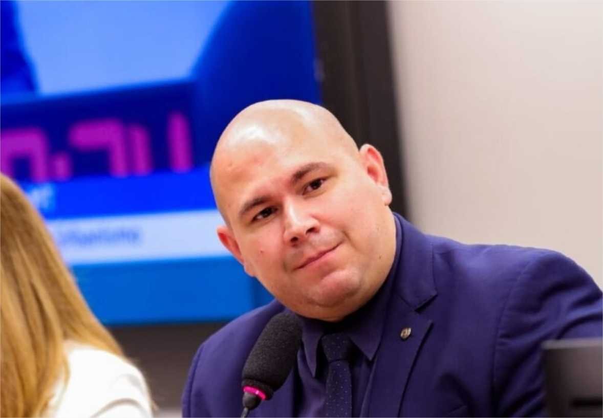 Justiça condena site e empresário a R$ 10 mil por notícia falsa contra Abilio