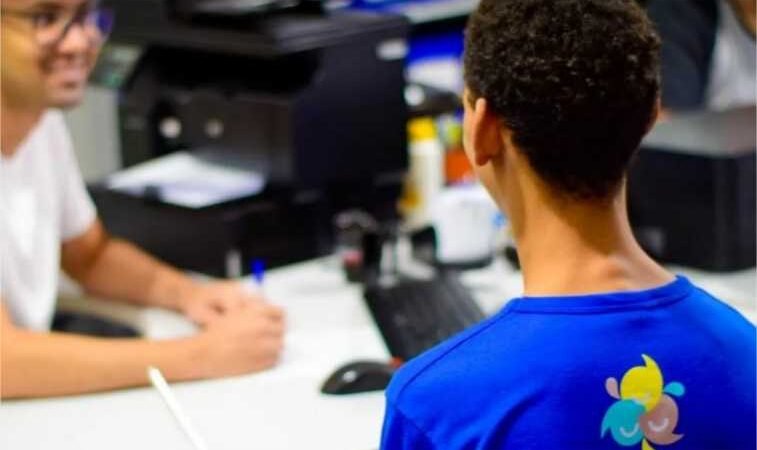 Seduc divulga segunda chamada de estudantes selecionados para intercâmbio na Inglaterra