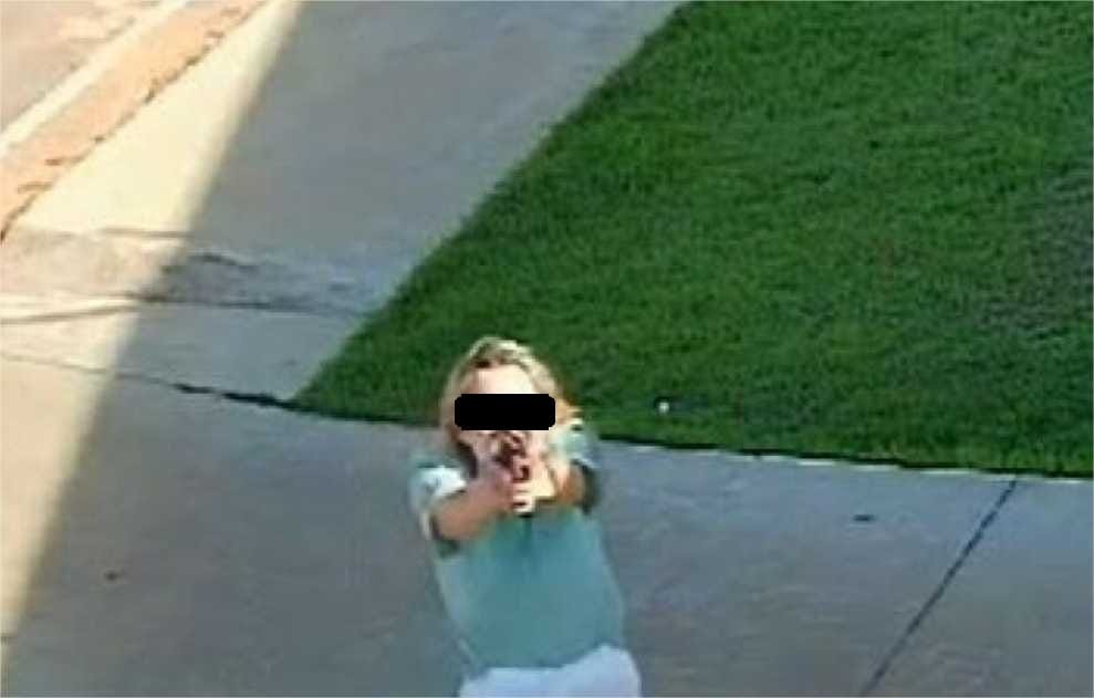 Vídeo mostra executores de idosos sorrindo para câmera depois do crime em Peixoto; veja