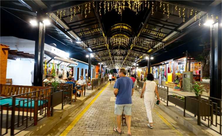 Governo de MT consulta empresários de Chapada dos Guimarães para desenvolver proposta de crédito