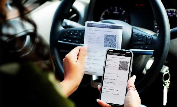 Veículos com placa final 4 devem ser licenciados até dia 30 de abril