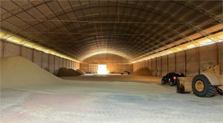 Grupo criminoso é preso em flagrante adulterando carga de 50 t de farelo de soja