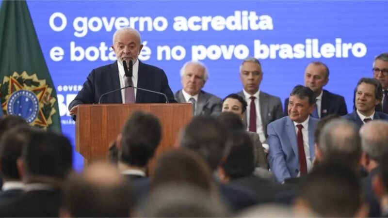 Governo lança programa que facilita crédito e renegocia dívidas de pequenos negócios