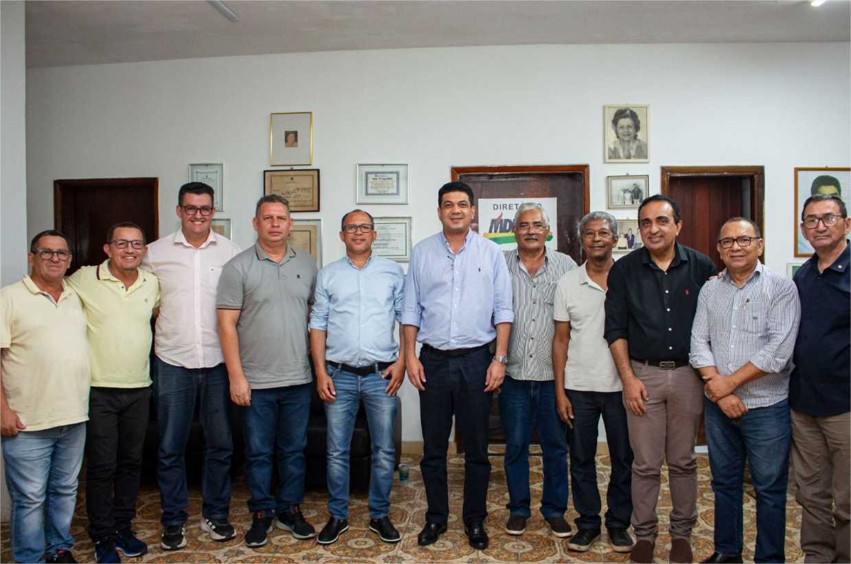 Kalil Baracat amplia base de apoio ao projeto de reeleição em Várzea Grande