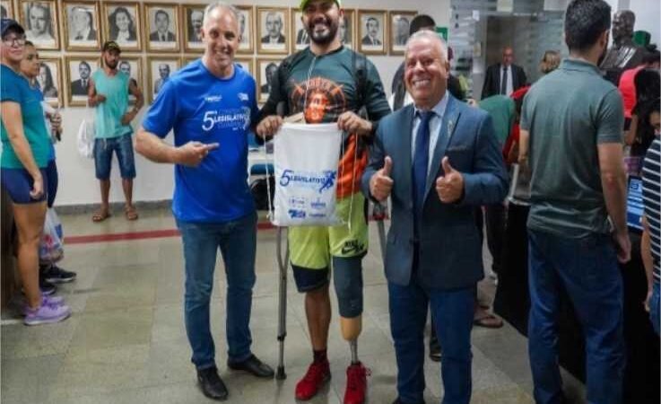 Kits da 5ª Corrida do Legislativo começam a ser distribuídos nesta quinta-feira (11)