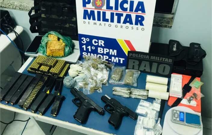 Polícia Militar prende membro de facção criminosa com duas pistolas e 522 munições