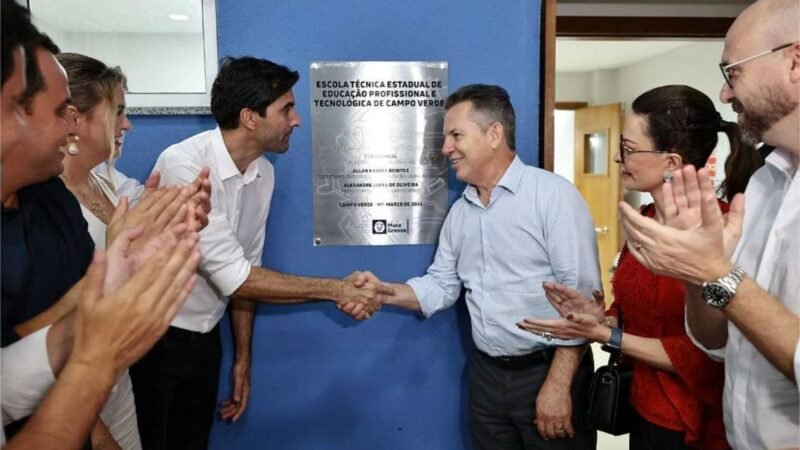 “Gestão diferenciada”, afirma prefeito em lançamento de 856 imóveis do SER Família Habitação e entrega de Escola Técnica