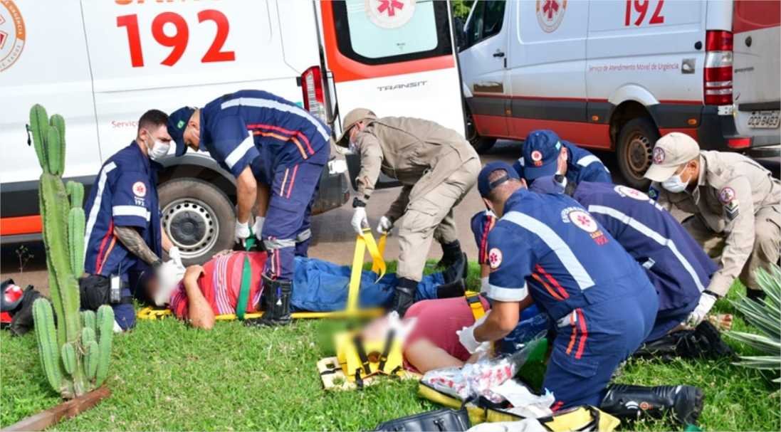 Professora vítima de acidente em rotatória no Colina Verde morre em hospital