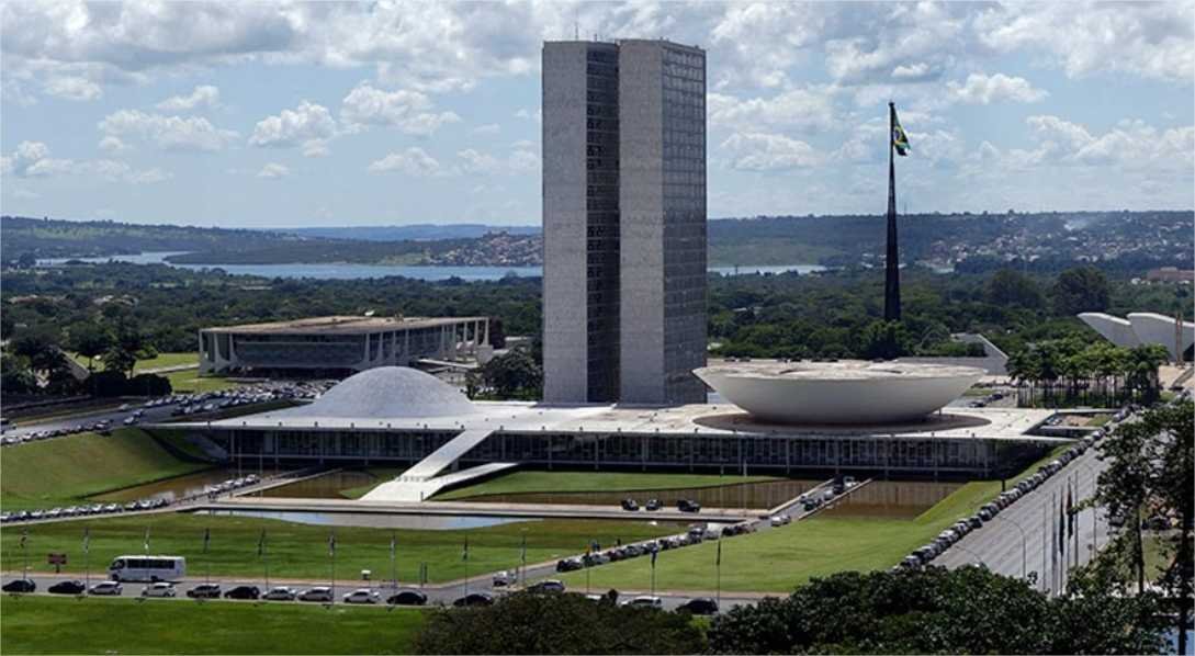 Senado começa a discutir nesta terça aumento de benefícios para juízes, promotores e defensores