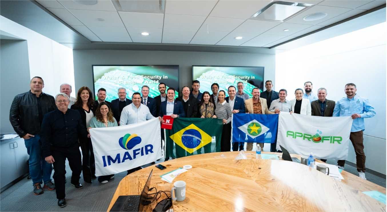 Diego quer que fábricas norte-americanas de sistemas de irrigação se instalem na ZPE de Cáceres