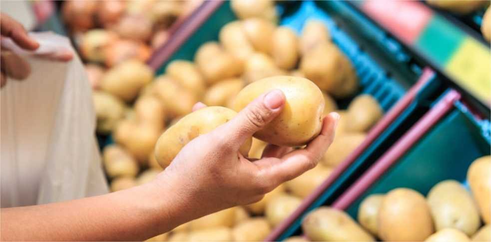 Cesta básica tem salto no preço e volta a atingir R$ 800 na Capital: nas alturas