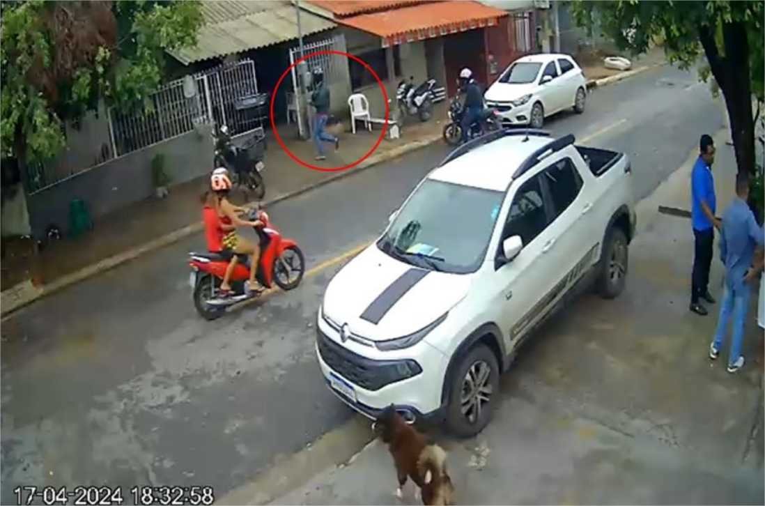 Homem é morto por dupla na área de casa em Cuiabá