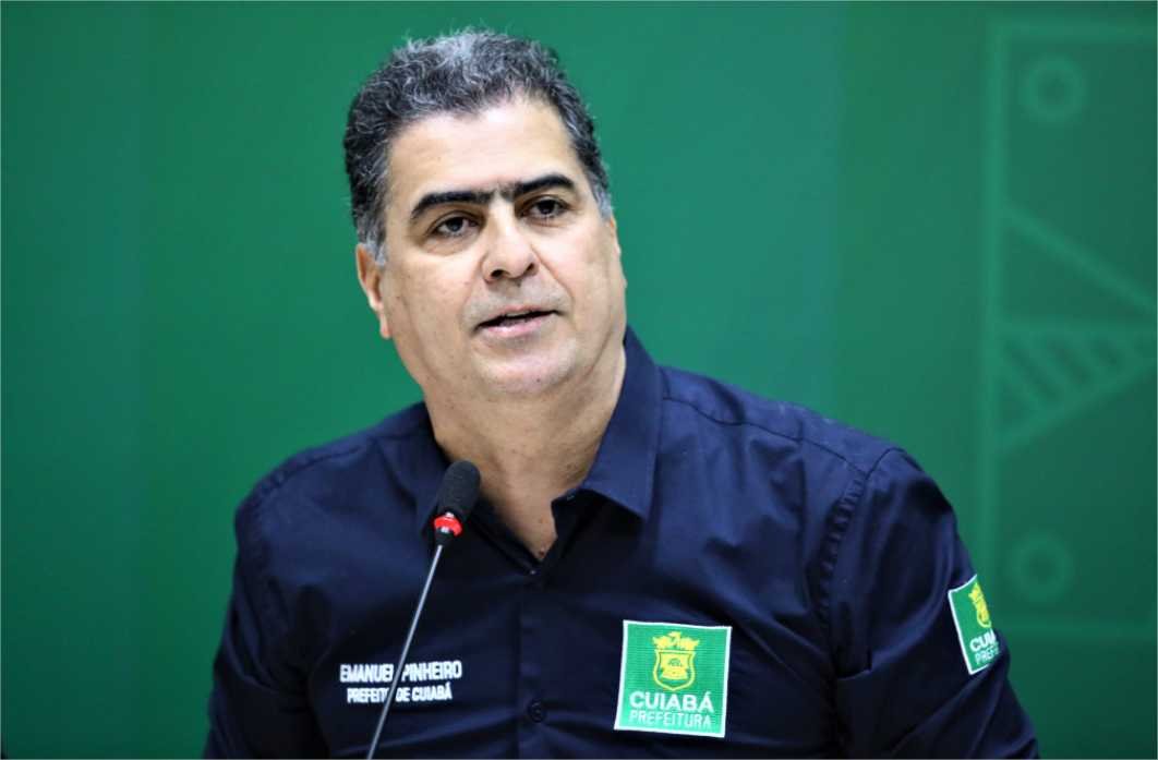 Emanuel lista melhorias e defende rotativo: Paga até R$ 20 no shopping