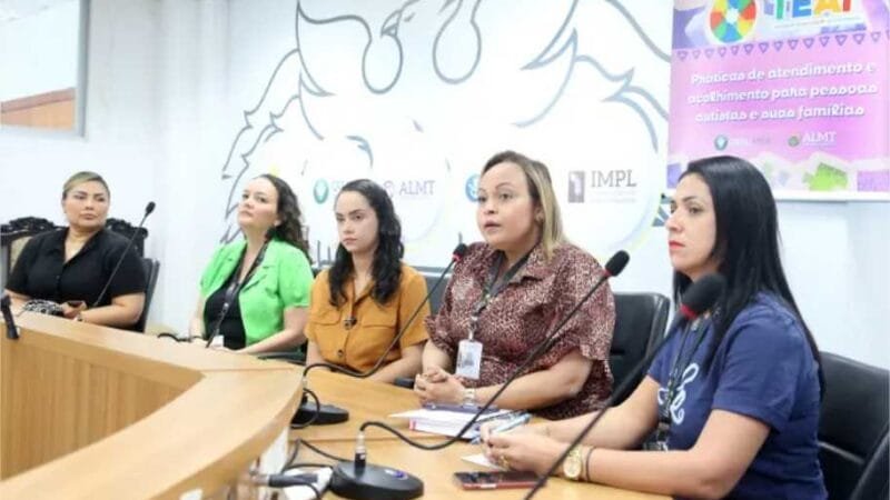 Servidores da ALMT recebem orientação sobre práticas inclusivas de pessoas autistas