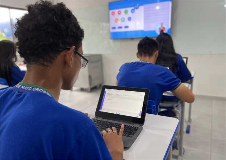 Pais e responsáveis têm até dia 30 de maio para atualizar cadastro na Rede Estadual de Ensino