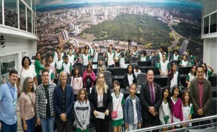 Estudantes do Jardim Industriário II participam do projeto Cuiabaninhos