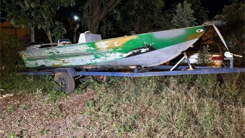 Jovem furta barco em Poconé e acaba preso pela PM em VG