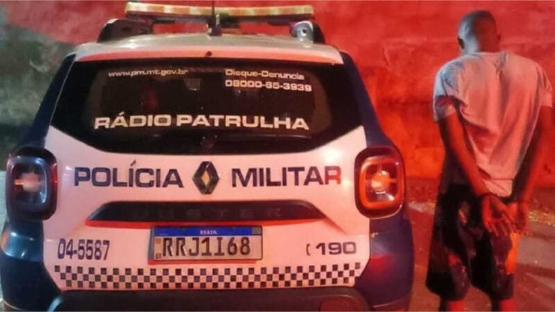 Homem embriagado é preso por ameaçar com faca colegas de quarto e hóspedes de hotel