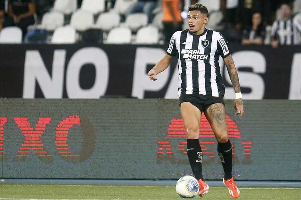 Botafogo e Tiquinho vivem impasse em renovação de contrato