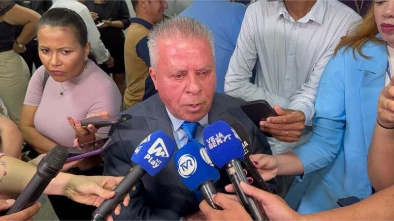 Presidente da Câmara diz que trabalha para evitar nulidade de Comissão Processante