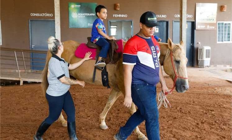 Estande vai divulgar programa de equoterapia da Seduc na 11ª Semana do Cavalo