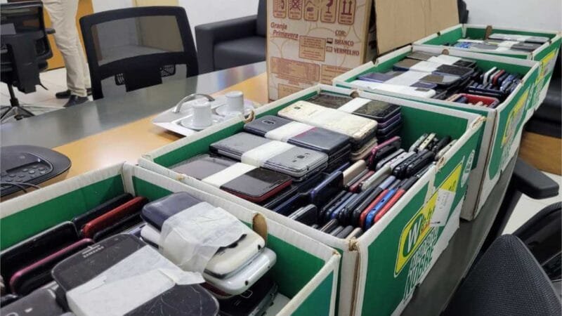 Seciteci recebe da Sesp mil celulares apreendidos pelo sistema prisional para aulas de curso de qualificação