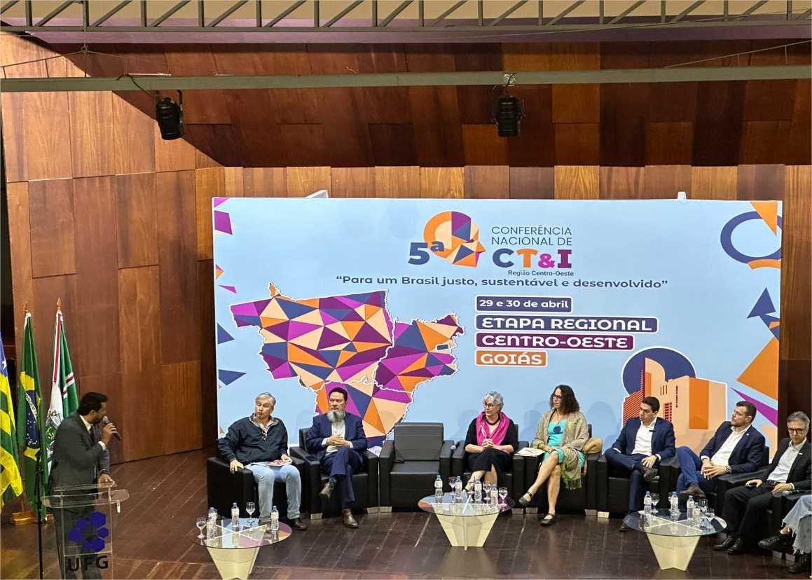 MT propõe medidas para democratização da ciência em conferência