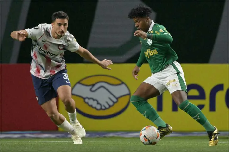 Palmeiras empata com o San Lorenzo na despedida de Endrick