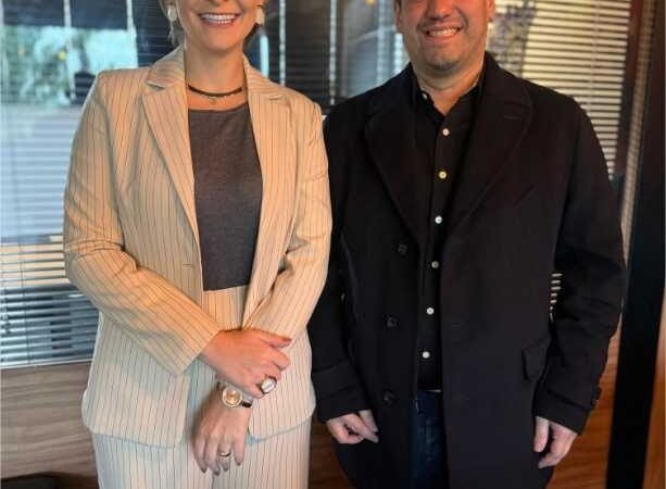 Secretário-geral do OAB-MT declara apoio à Xênia Guerra