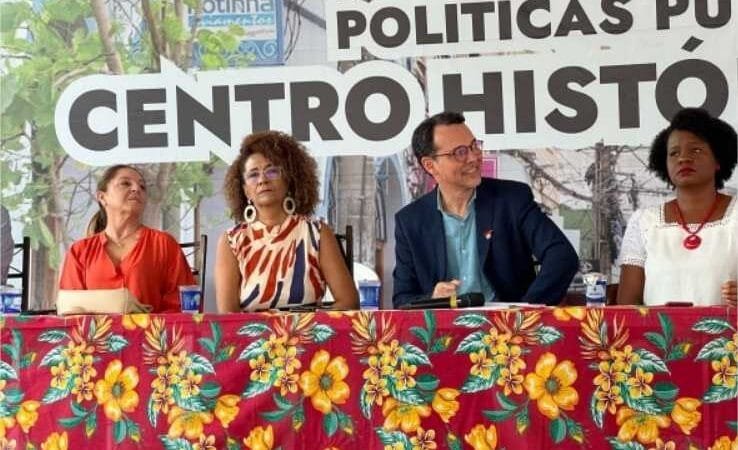 Edna participa de audiência sobre centro histórico realizada por Lúdio Cabral