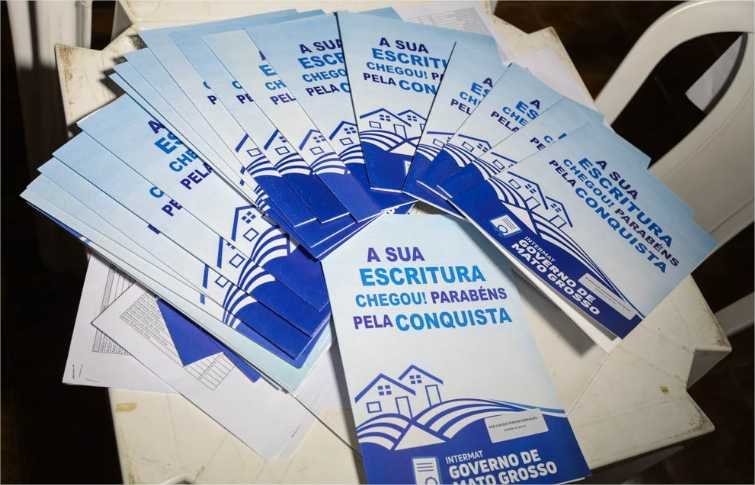 Governo de MT entrega escrituras de imóveis para moradores de Várzea Grande nesta sexta-feira (24)