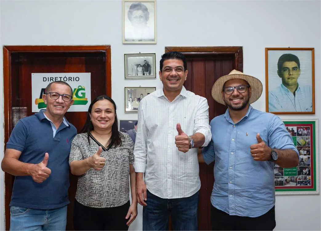 Kalil amplia arco de alianças com adesão do PDT ao projeto de reeleição