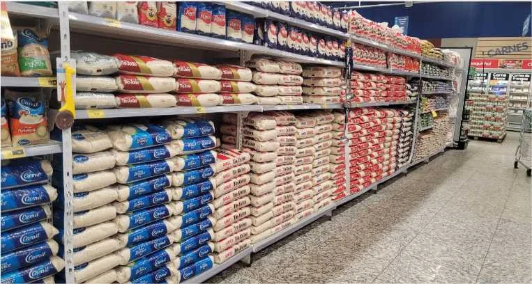 Procon Estadual monitora supermercados para coibir abusos no preço de produtos
