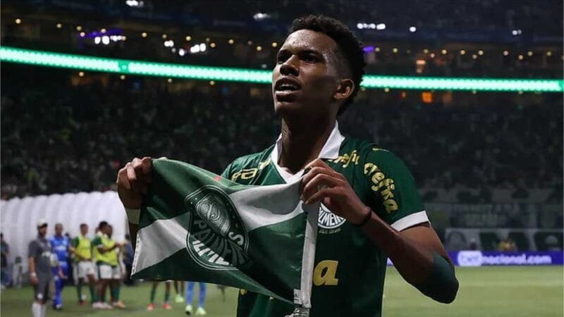 Palmeiras coloca exigência para vender Estêvão ao Chelsea